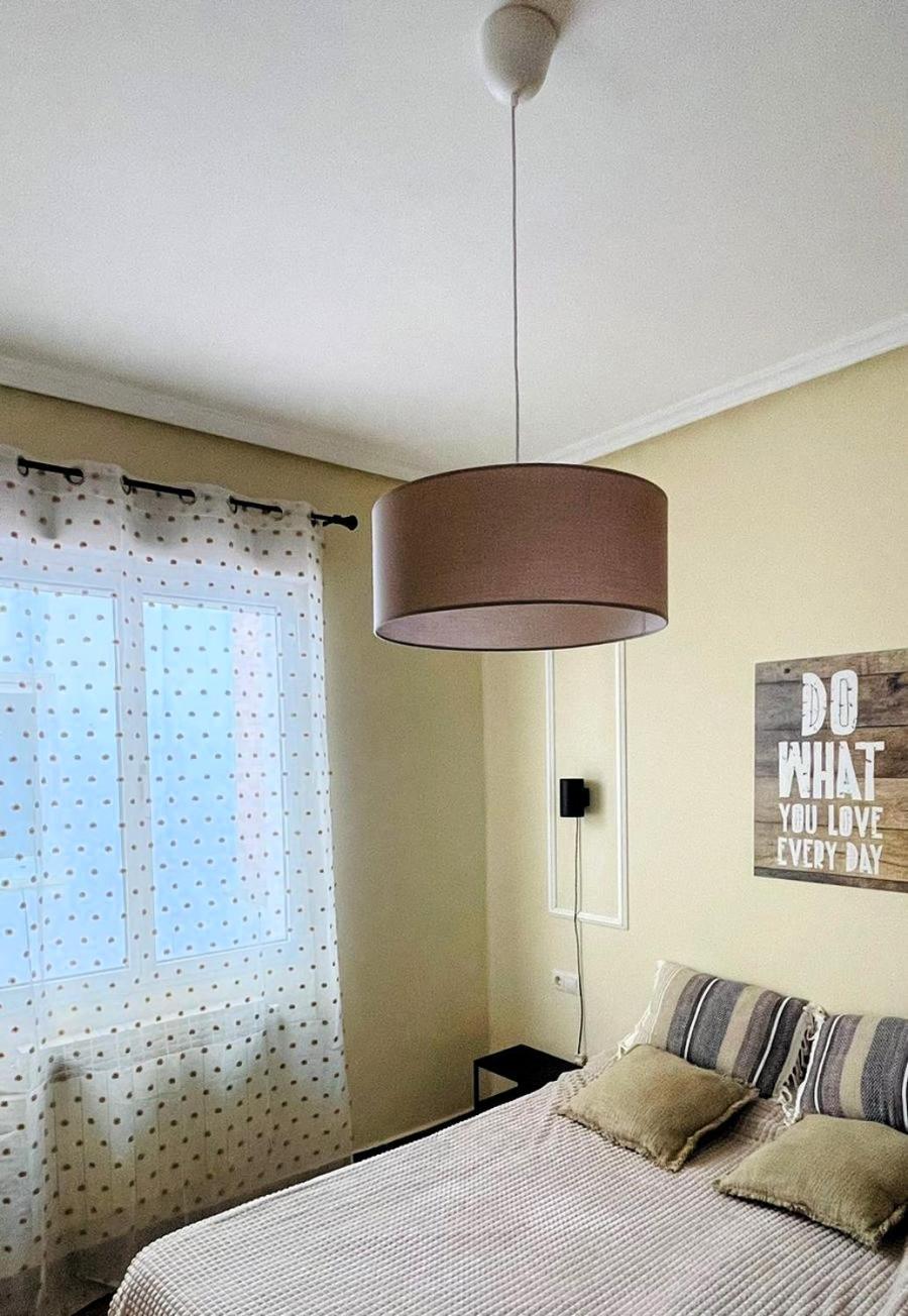 Amplio Apartamento Con Dos Patios กิฮอน ภายนอก รูปภาพ
