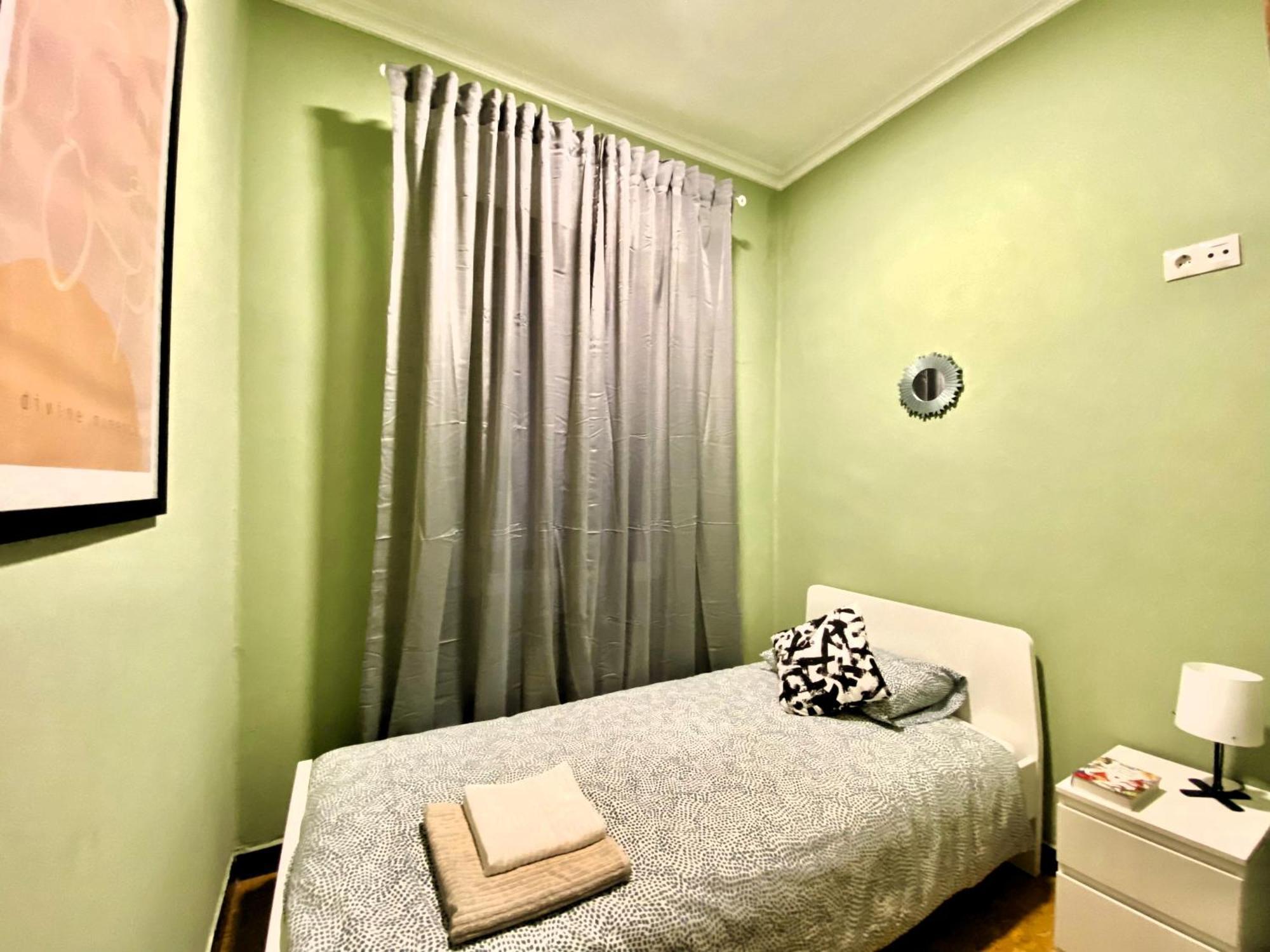 Amplio Apartamento Con Dos Patios กิฮอน ภายนอก รูปภาพ